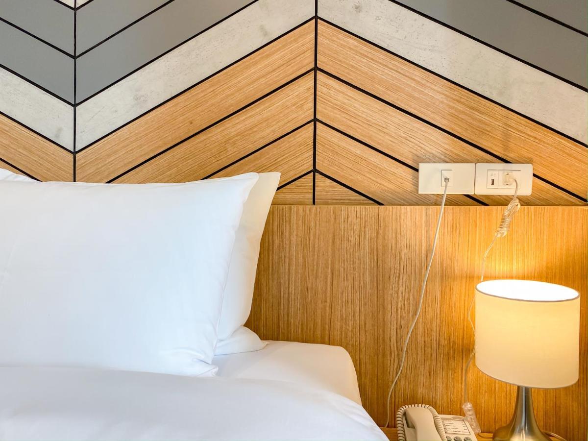 Hotel Fuse Rayong Bagian luar foto