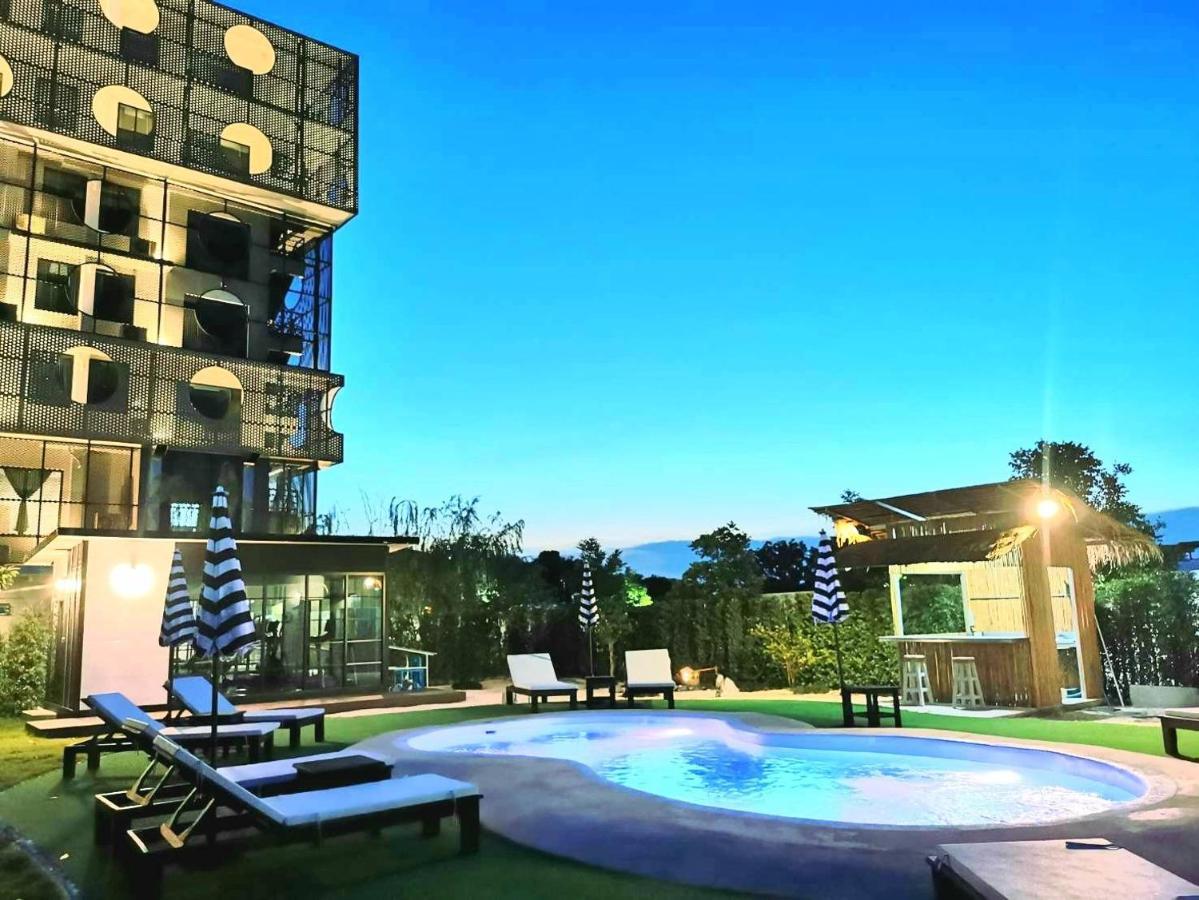 Hotel Fuse Rayong Bagian luar foto