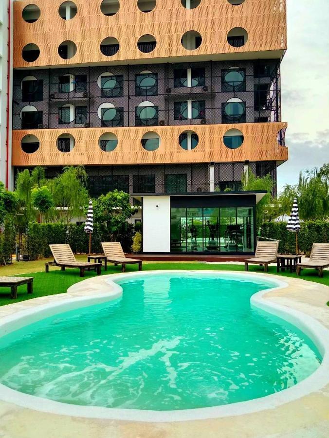 Hotel Fuse Rayong Bagian luar foto